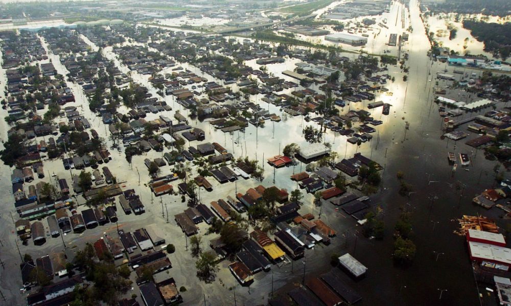 29 august 2005 uraganul katrina love te coasta golfului mexic