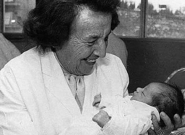 Gisella Perl a fost cruțată doar pentru a lucra ca medic în lagăr sub conducerea lui Josef Mengele