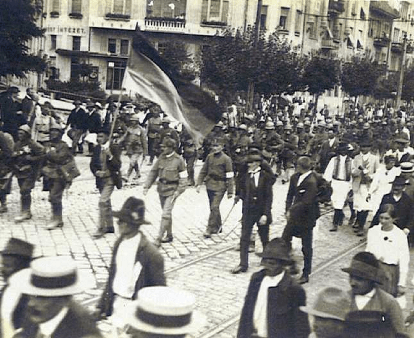 soldați români în Timișoara